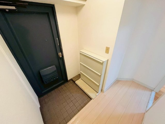 ファーストライフ大手町の玄関