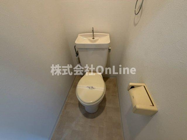 大阪市平野区加美西１丁目の賃貸マンションのトイレ