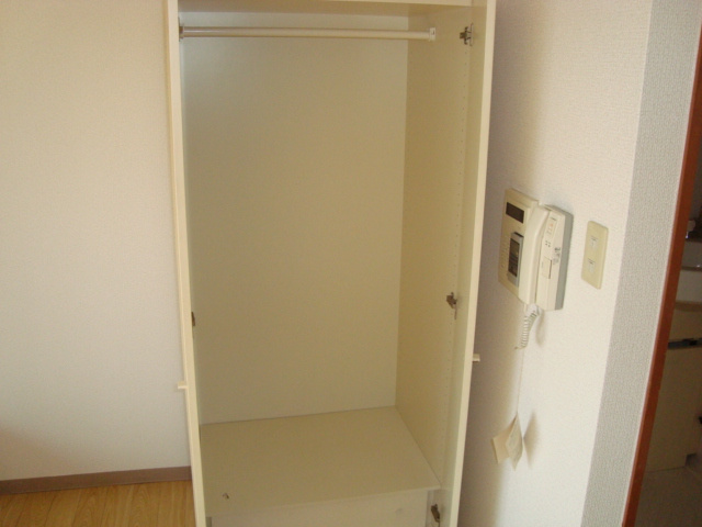 ラフィネ新栄の収納