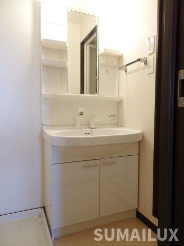 熊本市南区御幸西１丁目の賃貸マンションの独立洗面台