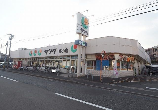 ソフィア．ＹＭ　Ⅱの周辺