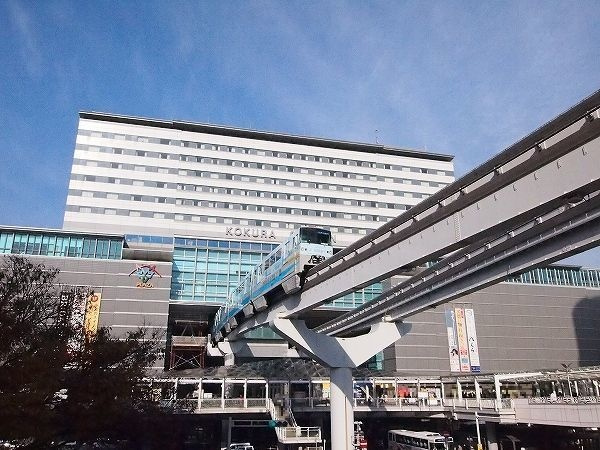 ラインハイム足立山Ｂの周辺