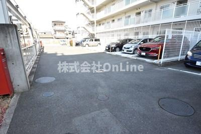 アイレックスプラザの駐車場
