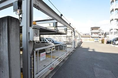 アイレックスプラザの駐車場