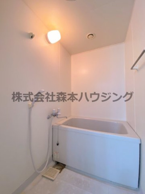 【浴室】 | 　丸信リバーサイドコーポ1棟 | お風呂で日々の疲れを落としましょう