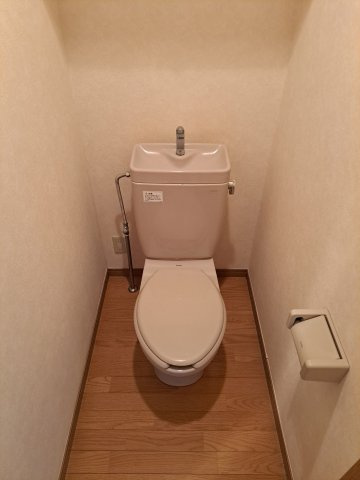 【トイレ】 | グランピリエ | キレイな個室空間です