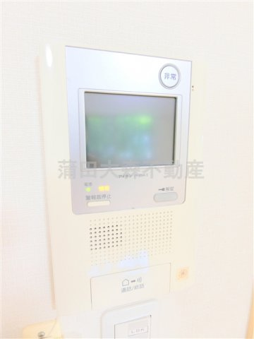 ラインハウス池上の設備|TVモニター付オートロック　インタ―ホン