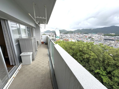 【バルコニー】 | アーネスト能茶山