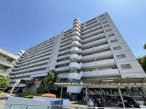 アーネスト能茶山の画像
