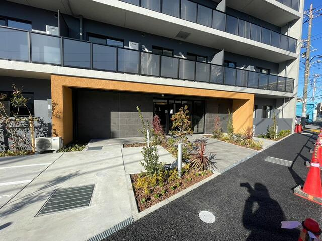 フレンシア下井草の外観| 建物入り口