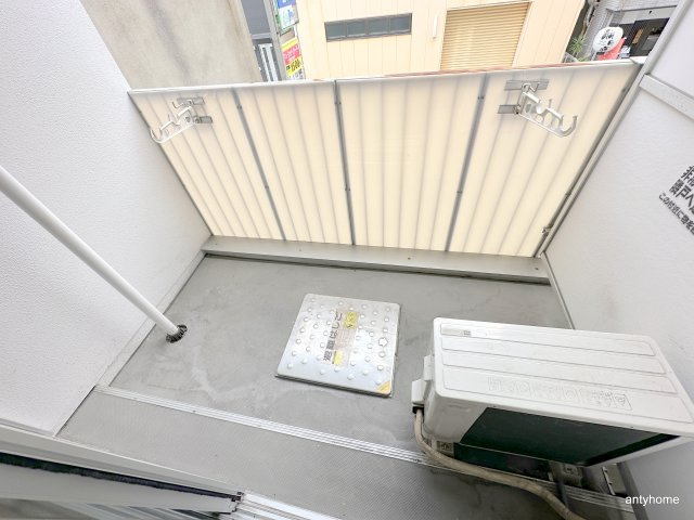 ｉｄｅｏｓ　仲介手数料無料のバルコニー