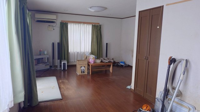 おいらせ町阿光坊の居間・リビング