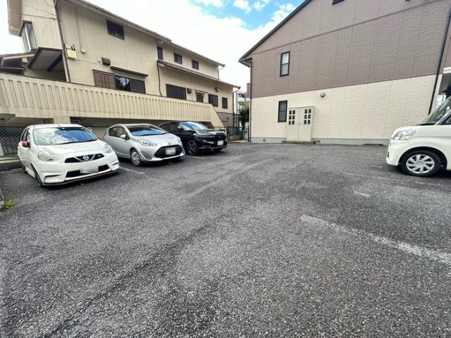 【駐車場】プレステージ中村公園