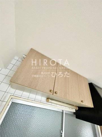 丸味ビルの収納