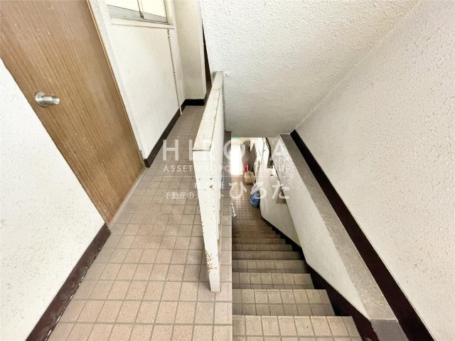 丸味ビルのロビー