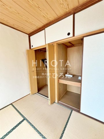 丸味ビルの収納