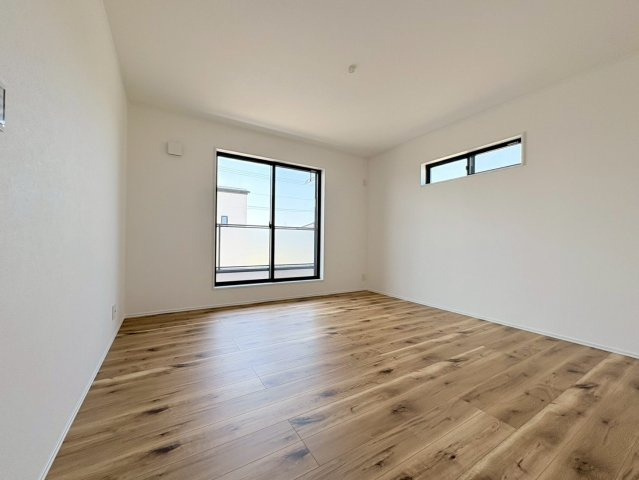 ダイマルタウン　岐阜市中鶉第10　全４区画分譲の洋室|すべての居室にはたっぷり収納できる大型クローゼットを設置しています。