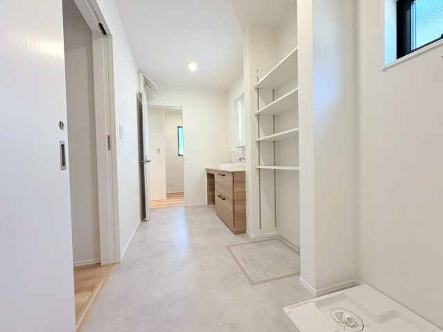 ダイマルタウン　岐阜市中鶉第10　全４区画分譲の独立洗面台