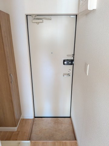 【玄関】 | 津田沼ヒルズ | コンパクトな空間