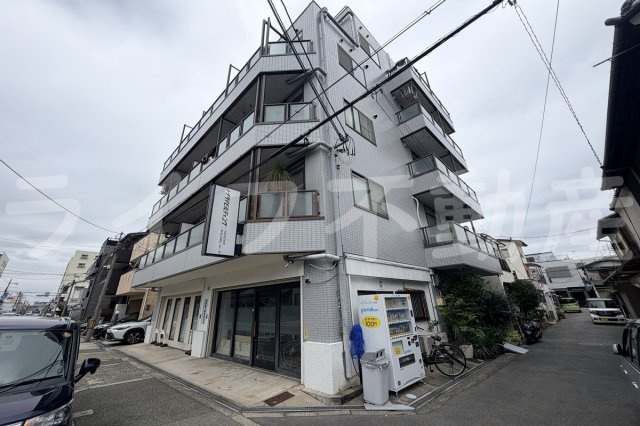 カキヤハイツの外観