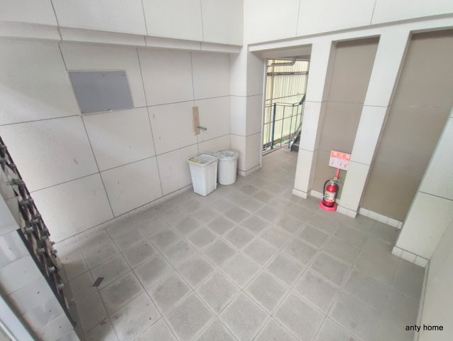 プレアール下新庄Ⅲ　仲介手数料無料のロビー