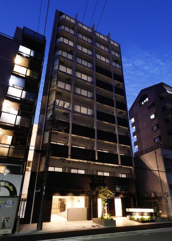 ミラージュパレス上本町の外観