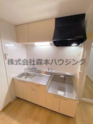 【キッチン】 | 　丸信リバーサイドコーポ2棟 | キッチンでお料理をお楽しみください