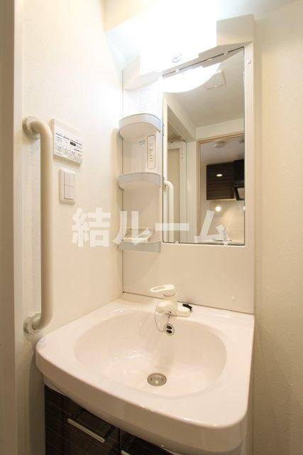 板橋区小豆沢２丁目の賃貸マンションの洗面所
