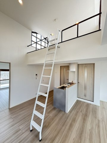 【居間・リビング】 | ロワールマンション周船寺