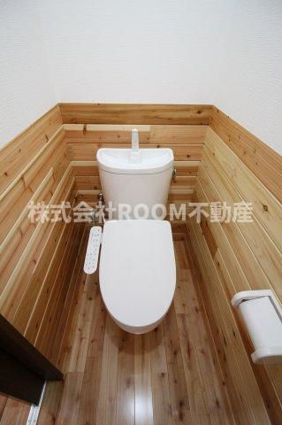 ひなたアパートのトイレ|コンパクトで使いやすいトイレです