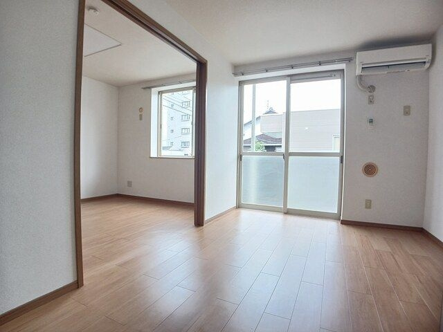 シャルマンハイムのその他
