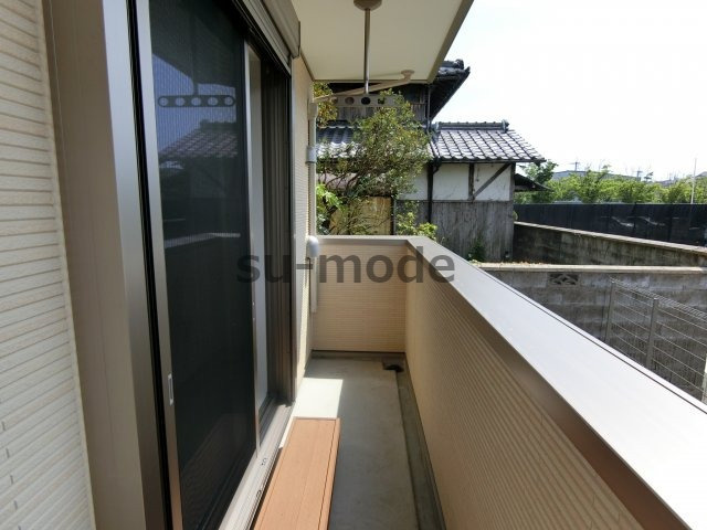 Neoのバルコニー