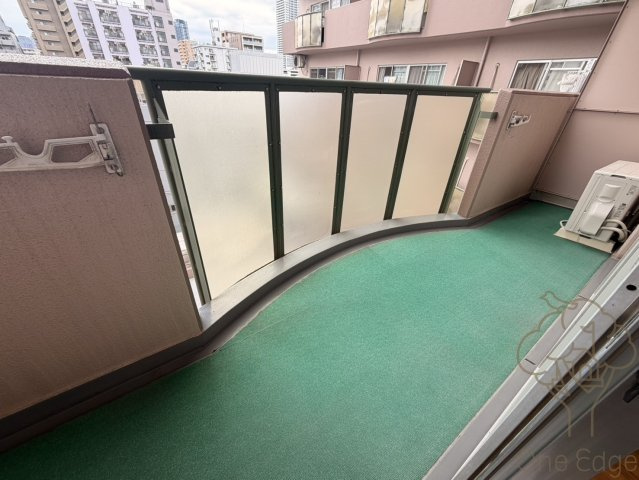 ジオナ天神橋のバルコニー