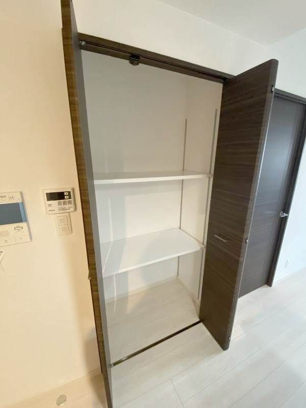 福岡市南区塩原２丁目の賃貸マンションの収納