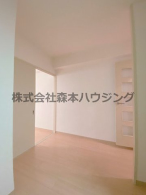 【居間・リビング】 | 　Fromホキタ1番館 | こちらの居間で趣味の時間をお楽しみください