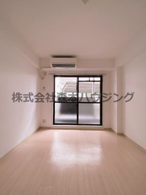 【洋室】 | 　Fromホキタ1番館 | 落ち着いた色調の洋室です