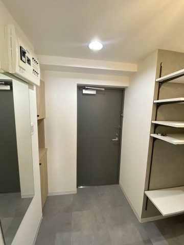 レジデンス池袋要町の玄関