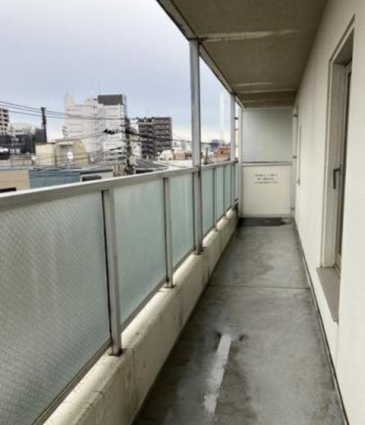 レジデンス池袋要町のバルコニー