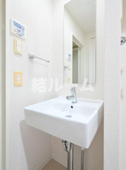 豊島区池袋本町１丁目の賃貸マンションの洗面所