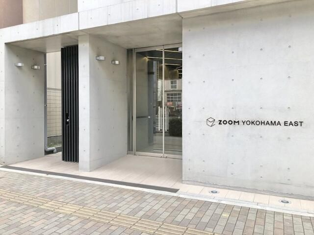 ＺＯＯＭ横濱ＥＡＳＴのエントランス