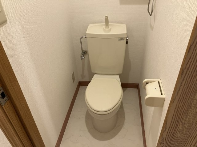 アジロガーデンのトイレ