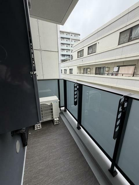 プライムブリス横濱関内のバルコニー
