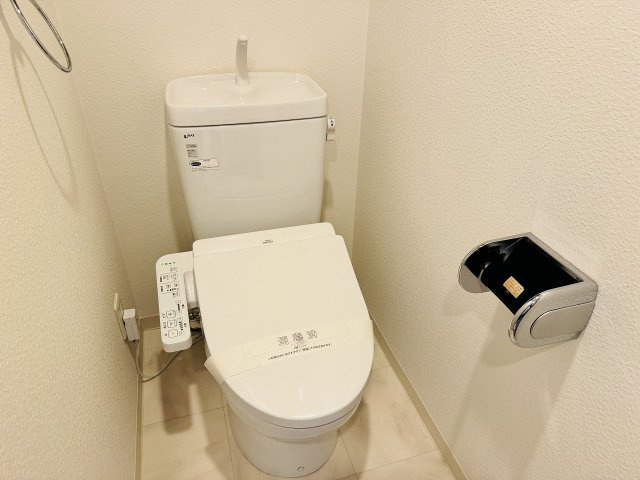 サンクレイドル八王子北野のトイレ|～暖房温水洗浄機能付きトイレ　冬場は特に嬉しい機能ですね～