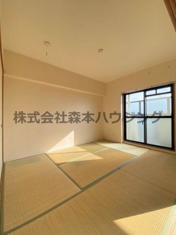 【和室】 | 　グレイシィーK・Y | ※同タイプ別室の写真となります。
　設備内容や内装色調など相違がある場合は実際のお部屋の現状優先となります。
