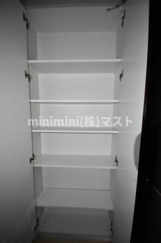 サンメゾン心斎橋セレブリテの収納
