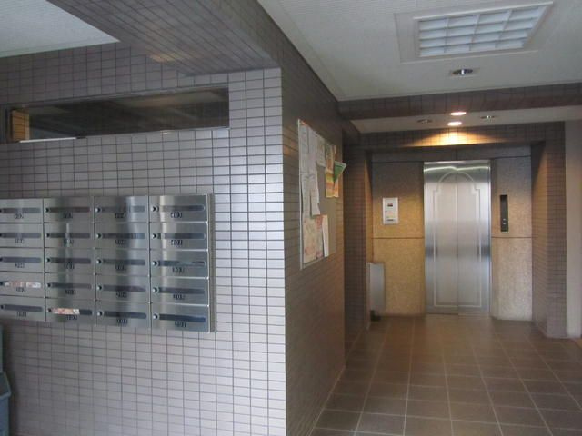 【エントランス】
