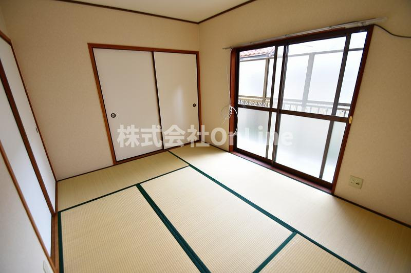 メゾン花園の寝室