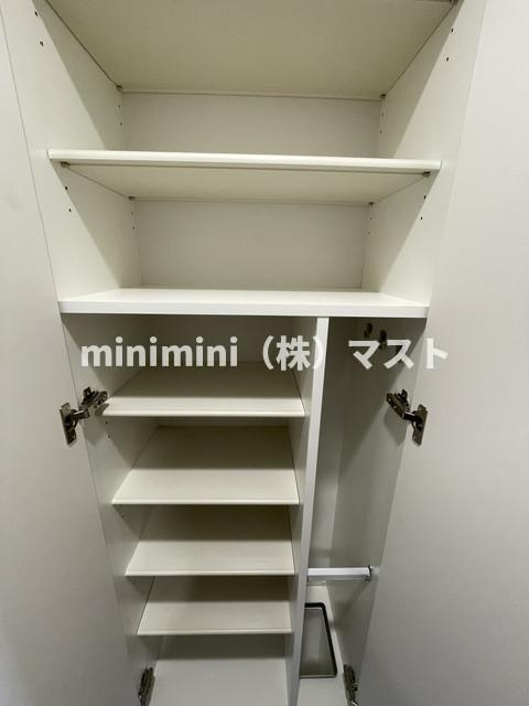 ファーストフィオーレ大正リエートの収納