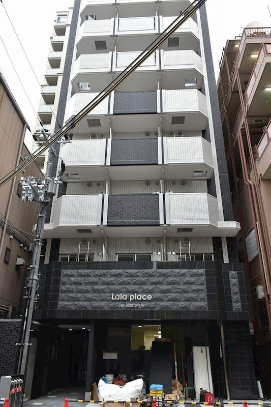 ララプレイスザ神戸シルフの画像