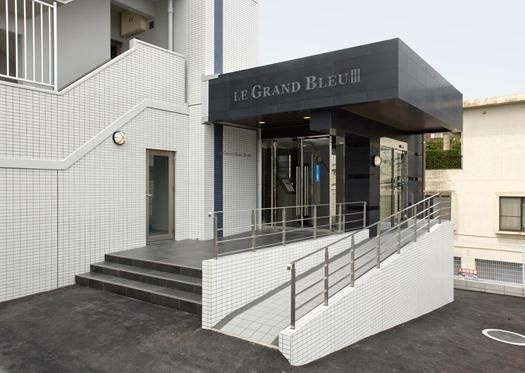 LE GRAND BLEU TROISの外観